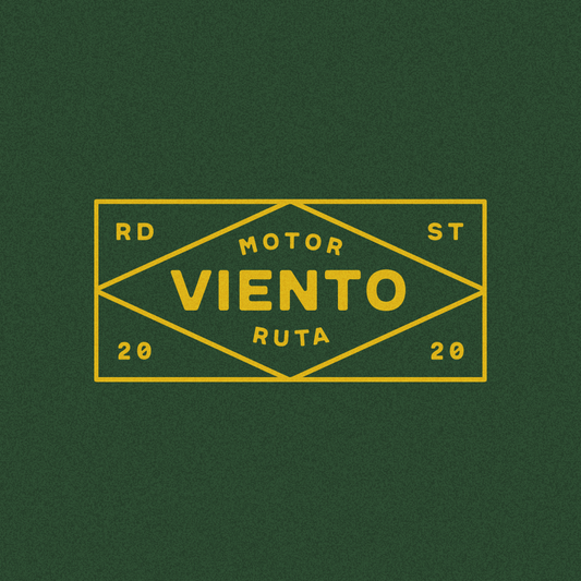 Gorra motera Motor Viento Ruta — estilo vintage en español, ajustable, accesorios moteros Ridestraddle