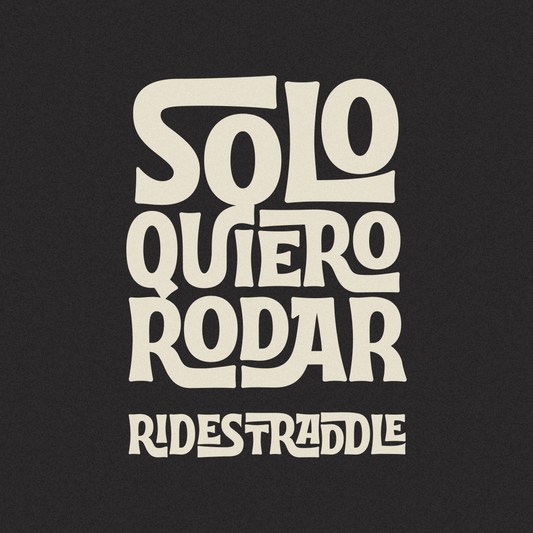 Camiseta motera Solo Quiero Rodar — diseño vintage en español, algodón orgánico, ropa motera custom Ridestraddle